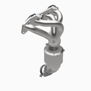 Nissan Sentra Catalytic Converter - Magnaflow - OEM Grade Direct-Fit Manifold - `02-`06