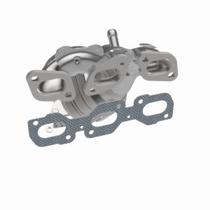 Ford Escape Catalytic Converter - Rear - Magnaflow - Direct-Fit with Integrated Manifold - `01-`08