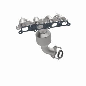 Chevrolet Colorado Catalytic Converter - Magnaflow - OEM Grade Direct-Fit - `04-`06 Chevrolet Colorado Catalytic Converter - Magnaflow - OEM Grade Direct-Fit - `04-`06