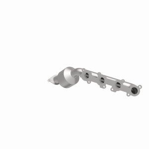 Toyota 4Runner Catalytic Converter - Driver Side - Magnaflow - Direct Fit OEM Grade - `03-`04