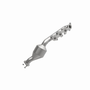 Toyota 4Runner Catalytic Converter - Driver Side - Magnaflow - Direct Fit OEM Grade - `03-`04
