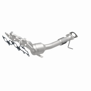 Mazda 3 Catalytic Converter - Magnaflow - Direct Fit - `04-`09 Mazda 3 Catalytic Converter - Magnaflow - Direct Fit - `04-`09