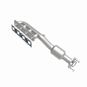 Nissan Titan Catalytic Converter - Magnaflow - OEM Grade Direct-Fit Manifold - `04-`15