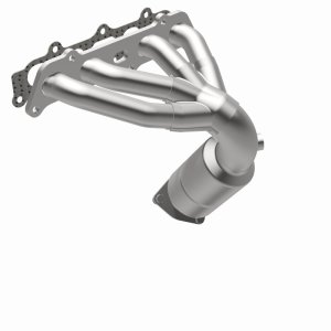 Toyota Camry Catalytic Converter - Magnaflow - OEM Grade Direct-Fit - `97-`01
