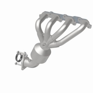 Chevrolet Colorado Catalytic Converter - Magnaflow - OEM Grade Direct-Fit Manifold - `07-`12