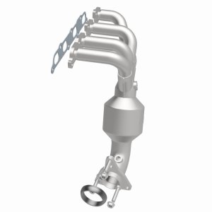 GMC Canyon Catalytic Converter - Magnaflow - OEM Grade Direct-Fit Manifold - `07-`12