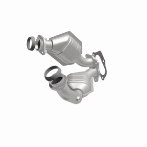 Ford Ranger Catalytic Converter - Magnaflow - OEM Grade Direct-Fit - `01-`03