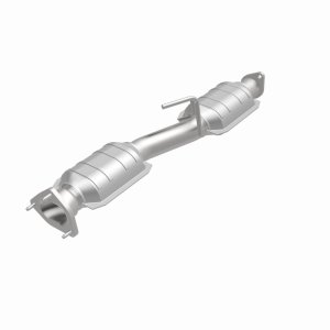 Ford Explorer Catalytic Converter - Magnaflow - Direct Fit, OEM Grade - `99-`00