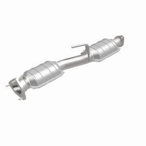 Ford Explorer Catalytic Converter - Magnaflow - Direct Fit, OEM Grade - `99-`00