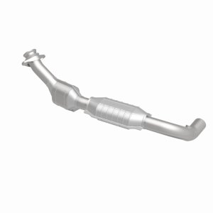 Ford E-150 Econoline Catalytic Converter - Magnaflow - OEM Grade Direct-Fit - `00-`02
