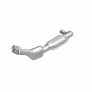 Ford E-250 Econoline Catalytic Converter - Magnaflow - OEM Grade Direct-Fit - `00-`02