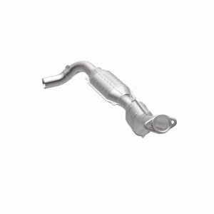 Ford E-250 Econoline Catalytic Converter - Magnaflow - OEM Grade Direct-Fit - `00-`02