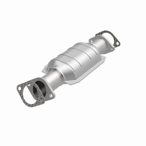 Kia Sedona Catalytic Converter - Magnaflow - OEM Grade Federal/EPA Compliant Direct-Fit - `06-`10