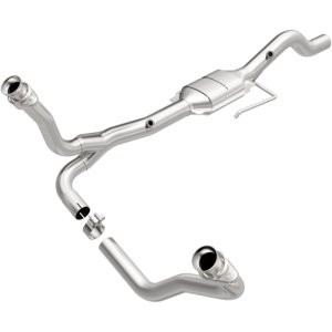 Dodge Durango Catalytic Converter - Magnaflow - Direct Fit - `00-`03