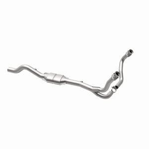 Dodge Durango Catalytic Converter - Magnaflow - Direct Fit - `00-`03