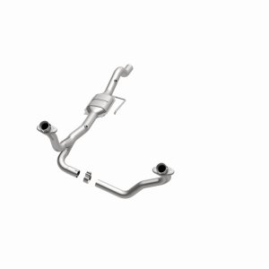 Dodge Durango Catalytic Converter - Magnaflow - Direct Fit - `00-`03