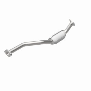 Nissan Frontier Catalytic Converter - Magnaflow - OEM Grade - `99-`04