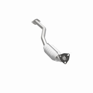 Nissan Frontier Catalytic Converter - Magnaflow - OEM Grade - `99-`04