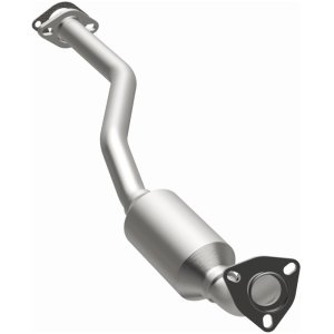 Nissan Xterra Catalytic Converter - Magnaflow - OEM Grade - `00-`04