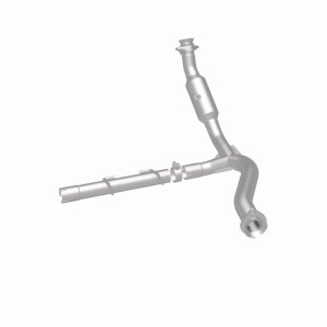 Ford Expedition Catalytic Converter - Passenger Side - Magnaflow - OEM Grade Direct-Fit, Federal/EPA Compliant - `07-`08