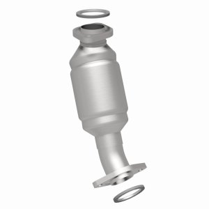 Toyota Highlander Catalytic Converter - Magnaflow - OEM Grade Direct-Fit - `01-`03