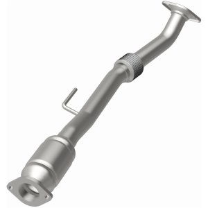 Nissan Altima Catalytic Converter - Rear - Magnaflow - OEM Grade Federal/EPA Compliant Direct-Fit - `02-`06
