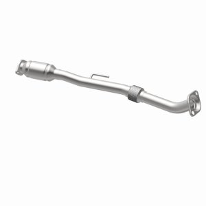 Nissan Altima Catalytic Converter - Rear - Magnaflow - OEM Grade Federal/EPA Compliant Direct-Fit - `02-`06
