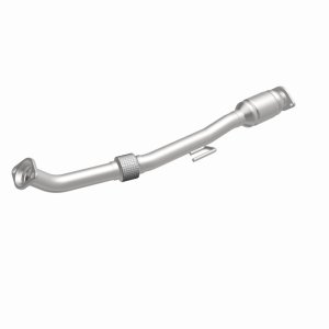 Nissan Altima Catalytic Converter - Rear - Magnaflow - OEM Grade Federal/EPA Compliant Direct-Fit - `02-`06