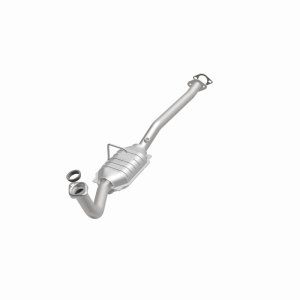 Chevrolet Metro Catalytic Converter - Magnaflow - OEM Grade Direct-Fit - `98-`01