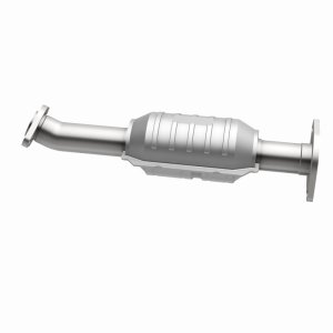 Mazda MPV Catalytic Converter - Driver Side Rear - Magnaflow - OEM Grade Direct-Fit - `02-`06
