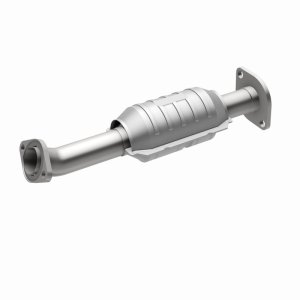 Mazda MPV Catalytic Converter - Driver Side Rear - Magnaflow - OEM Grade Direct-Fit - `02-`06