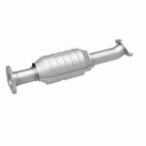 Mazda MPV Catalytic Converter - Driver Side Rear - Magnaflow - OEM Grade Direct-Fit - `02-`06