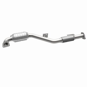 Mazda MPV Catalytic Converter - Passenger Side Rear - Magnaflow - OEM Grade Direct-Fit - `02-`06