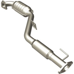 Mazda MPV Catalytic Converter - Passenger Side Rear - Magnaflow - OEM Grade Direct-Fit - `02-`06