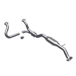 Chevrolet Blazer Catalytic Converter - Magnaflow - Direct-Fit, OEM Grade - `00-`05