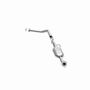 Toyota Sequoia Catalytic Converter - Magnaflow - OEM Grade Federal/EPA Compliant Direct-Fit - `01-`04