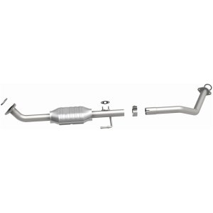 Toyota Sequoia Catalytic Converter - Magnaflow - OEM Grade Federal/EPA Compliant Direct-Fit - `01-`04