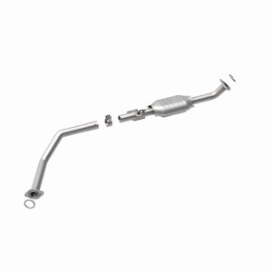 Toyota Sequoia Catalytic Converter - Magnaflow - OEM Grade Federal/EPA Compliant Direct-Fit - `01-`04