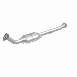 Toyota Sequoia Catalytic Converter - Magnaflow - OEM Grade Direct-Fit - `01-`04