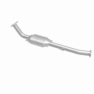 Toyota Sequoia Catalytic Converter - Magnaflow - OEM Grade Direct-Fit - `01-`04