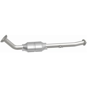 Toyota Sequoia Catalytic Converter - Magnaflow - OEM Grade Direct-Fit - `01-`04