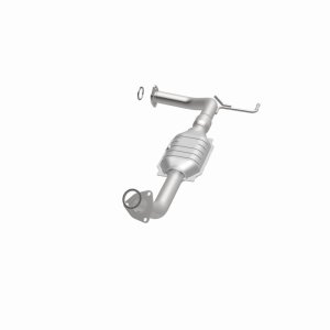 Toyota Tundra Catalytic Converter - Magnaflow - Direct-Fit, OEM Grade - `05-`06