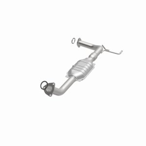 Toyota Tundra Catalytic Converter - Magnaflow - Direct-Fit, OEM Grade - `05-`06