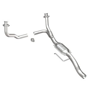 Dodge Dakota Catalytic Converter - Magnaflow - OEM Grade Federal/EPA Compliant Direct-Fit - `00-`03