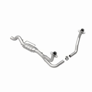 Dodge Dakota Catalytic Converter - Magnaflow - OEM Grade Federal/EPA Compliant Direct-Fit - `00-`03
