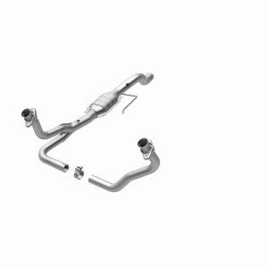 Dodge Dakota Catalytic Converter - Magnaflow - OEM Grade Federal/EPA Compliant Direct-Fit - `00-`03