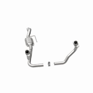 Dodge Dakota Catalytic Converter - Magnaflow - OEM Grade Federal/EPA Compliant Direct-Fit - `00-`03
