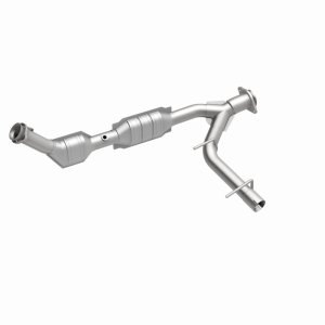 Ford Expedition Catalytic Converter - Passenger Side - Magnaflow - OEM Grade Direct-Fit - `03-`04