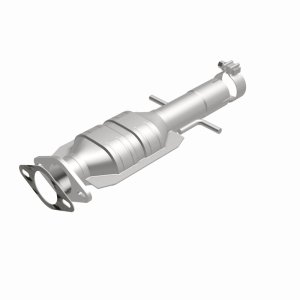 Pontiac G6 Catalytic Converter - underbody - Magnaflow - OEM Grade Federal/EPA Compliant Direct-Fit - `08-`10