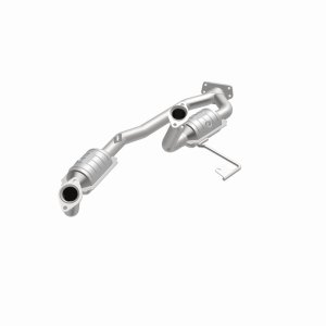 Ford Windstar Catalytic Converter - Magnaflow - OEM Grade Direct-Fit - `01-`03